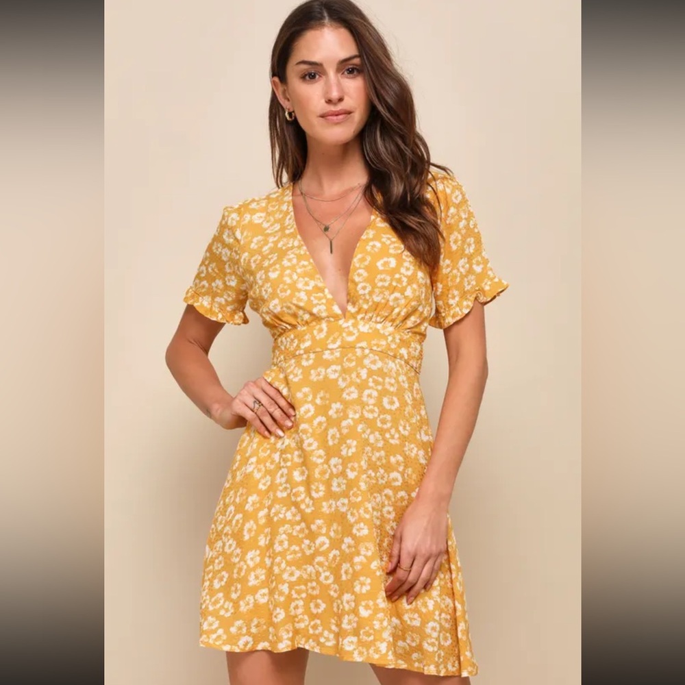 Lulus Garden Explorer Mustard Yellow Floral Print Mini Dress - Size M